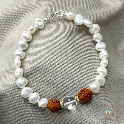 Freshwater Pearl & Rudraksha Bracelet with Crystal – Chain Lock Design