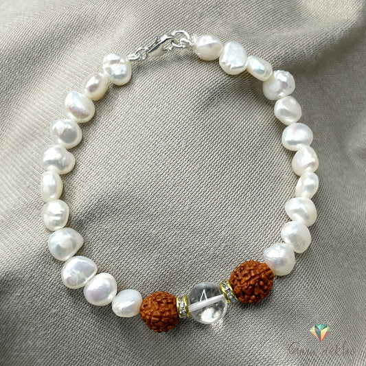 Freshwater Pearl & Rudraksha Bracelet with Crystal – Chain Lock Design
