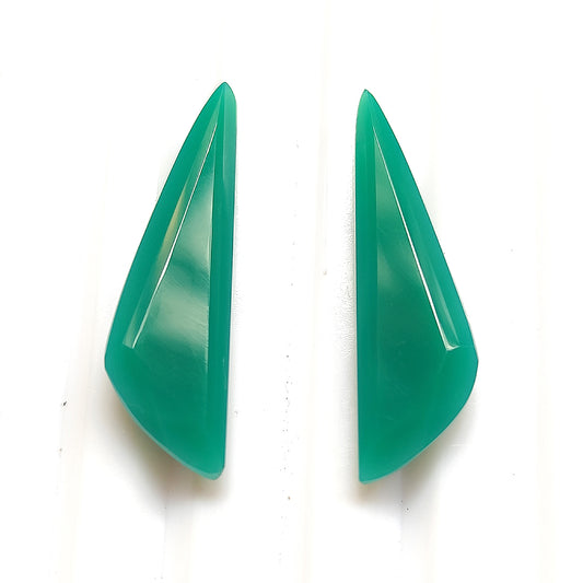 Green Onyx Cut Pair 28×8MM 13.30 Cts.