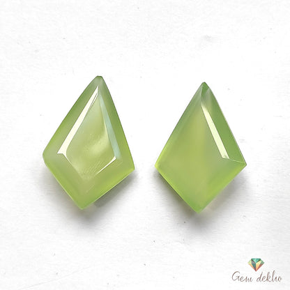 Parrot Green Onyx Cut Pair 27×18MM 34.5 Cts.